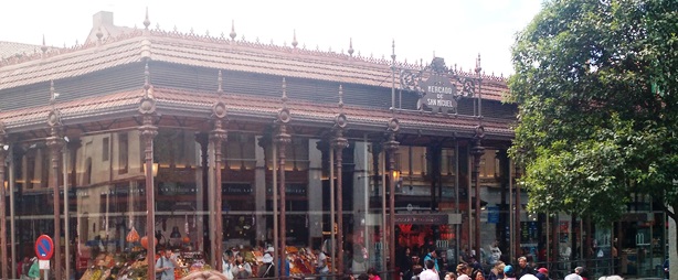 El Mercado de San Miguel, un punto gastronómico visitado por los turistas argentinos en Madrid.