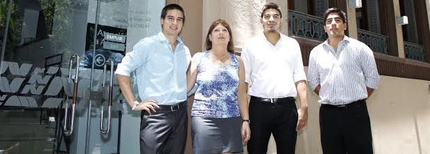 Gastón, Gonzalo y Leonardo Ceballos, junto a Liliana Martínez, que integran el Grupo Nobis. Posee 20 mil afiliados, el 3,5% del mercado de prepagas | Foto: Grupo Nobis