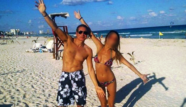 Alberto Nisman junto a F en las playas de Cancún | Imagen: Perfil.com