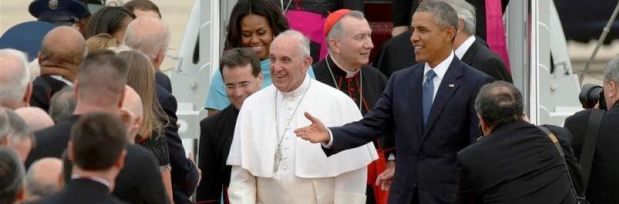 Gesto de Obama: concurrió con su familia a recibir al Papa en Washington | Foto: lanacion.com.ar
