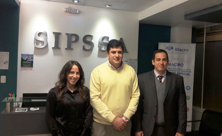 Ana Brange, José Lozada y Ariel Aleksandroff presentaron el reporte RSE de SIPSSA.