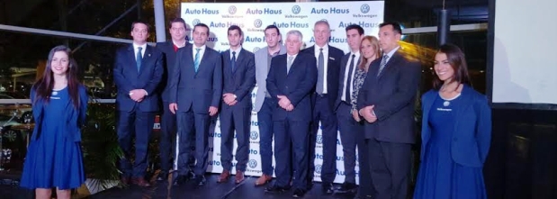 Autoridades de Volkswagen Argentina en la presentación de los nuevos modelos en Auto Haus | Foto: prensa Auto Haus 