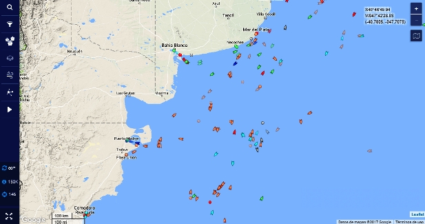 El tráfico en el mar argentino | Imagen: captura de pantalla de MarineTraffic.