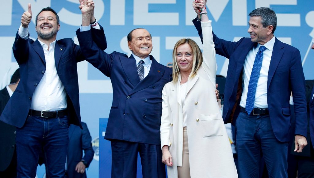 Matteo Salvini (La Liga), Silvio Berlusconi (Forza Italia), Giorgia Meloni (Hermanos de Itaia) y Maurizio Lupi (Nosotros los moderados) | Foto: LAPRESSE / ROBERTO MALDONADO (AP).