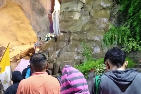 Llegada de los peregrinos a la Virgen de Lourdes de Alta Gracia | Foto: Los Turello