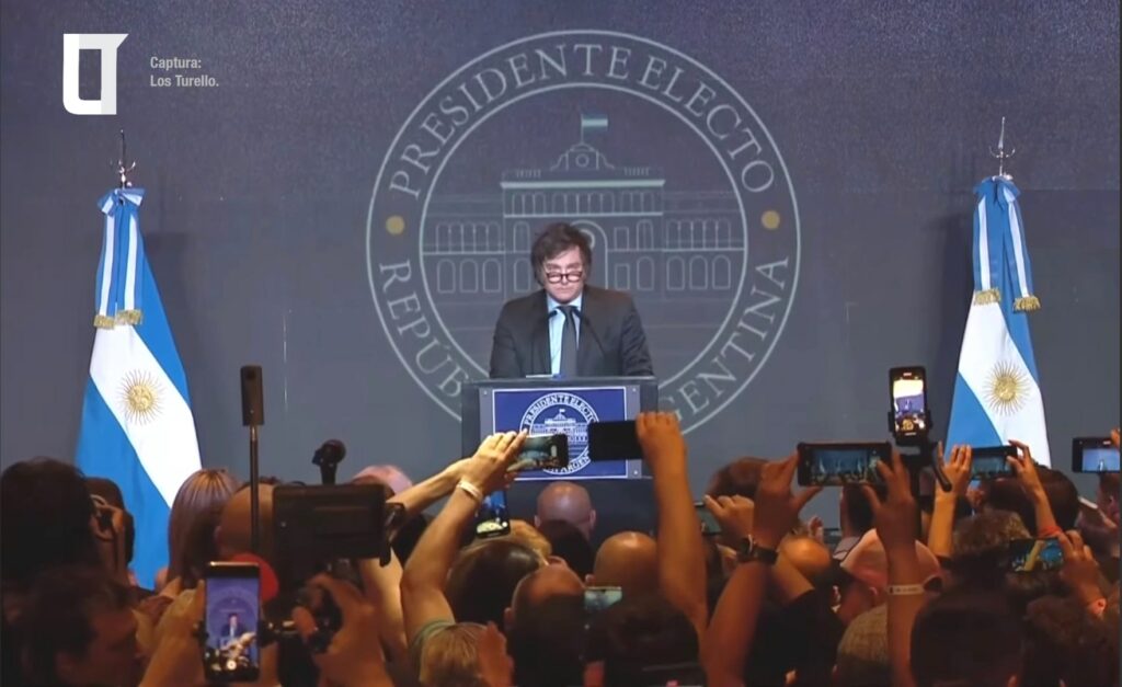 Javier Milei en su primer discurso como presidente electo de Argentina: “No hay lugar para el gradualismo”.